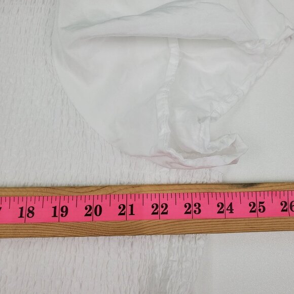 Terra & Sky Womens White Smocked Short Sleeve Peplum Blouse Top Size 2X V-Neck - Picture 12 of 13